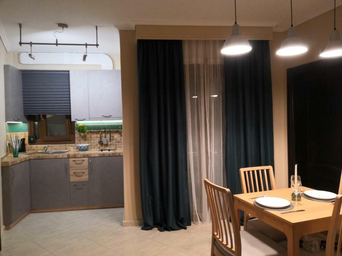 Comfortable Apartment Near The Central Beach Néa Skióni Eksteriør bilde